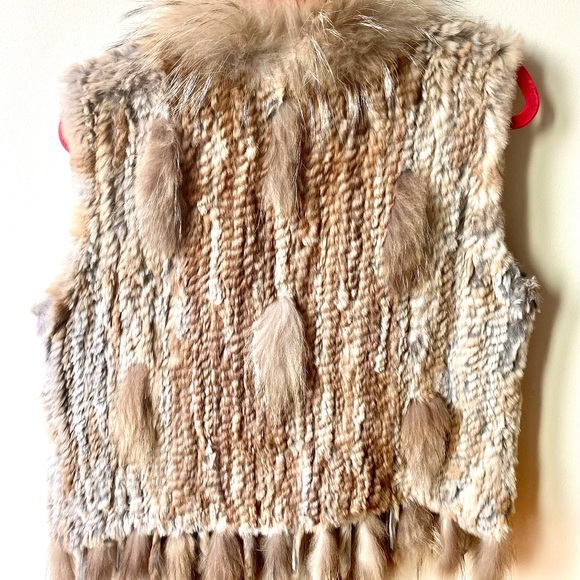 Fur Vest with Fringed Tails - Picture 2 of 4